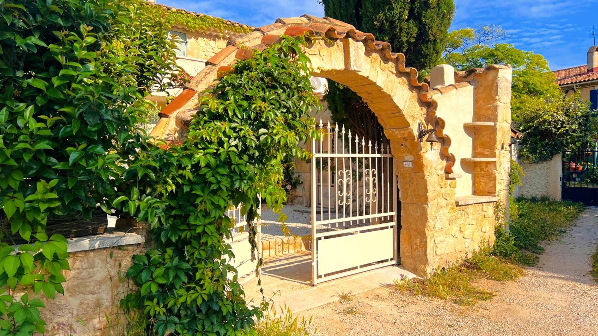 La Boheme Mouries Villa Exterior photo