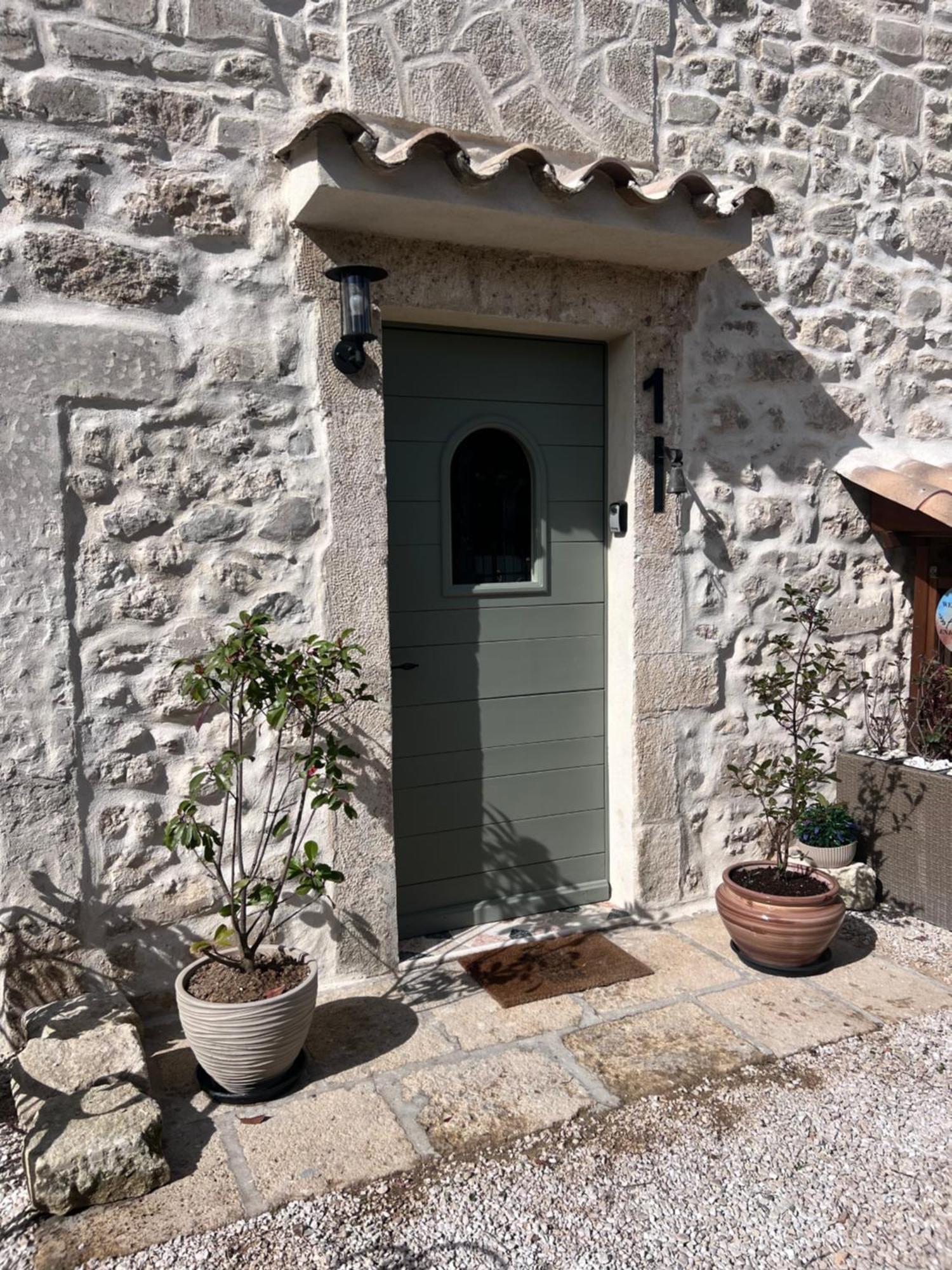 La Boheme Mouries Villa Exterior photo